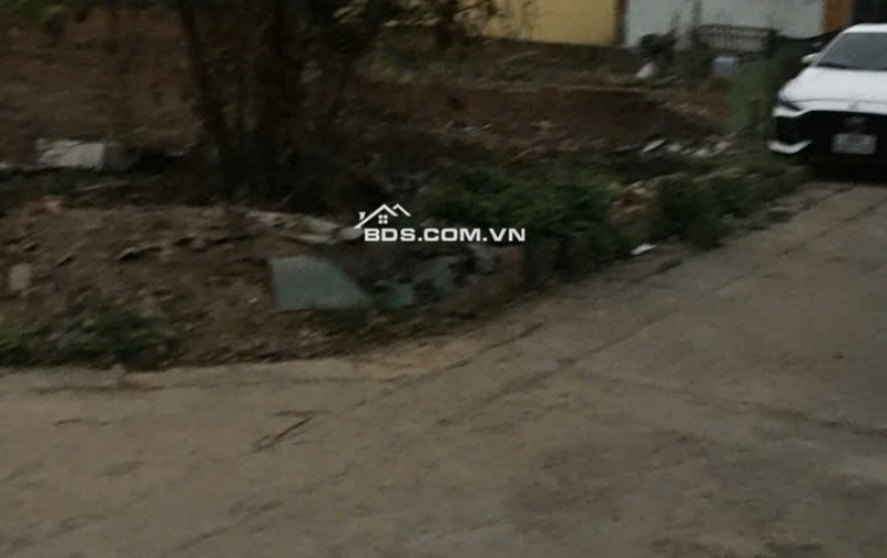 Bán đất thổ cư đường ô tô tránh, lô góc, Cao Quang, TP. Phúc Yên, VP, 200m2, giá 4,4 tỷ. 0342 211 968